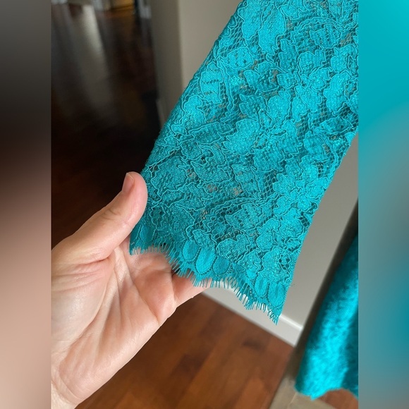 Diane Von Furstenberg
Teal Zarita Stretch Lace Dress - Picture 7 of 10